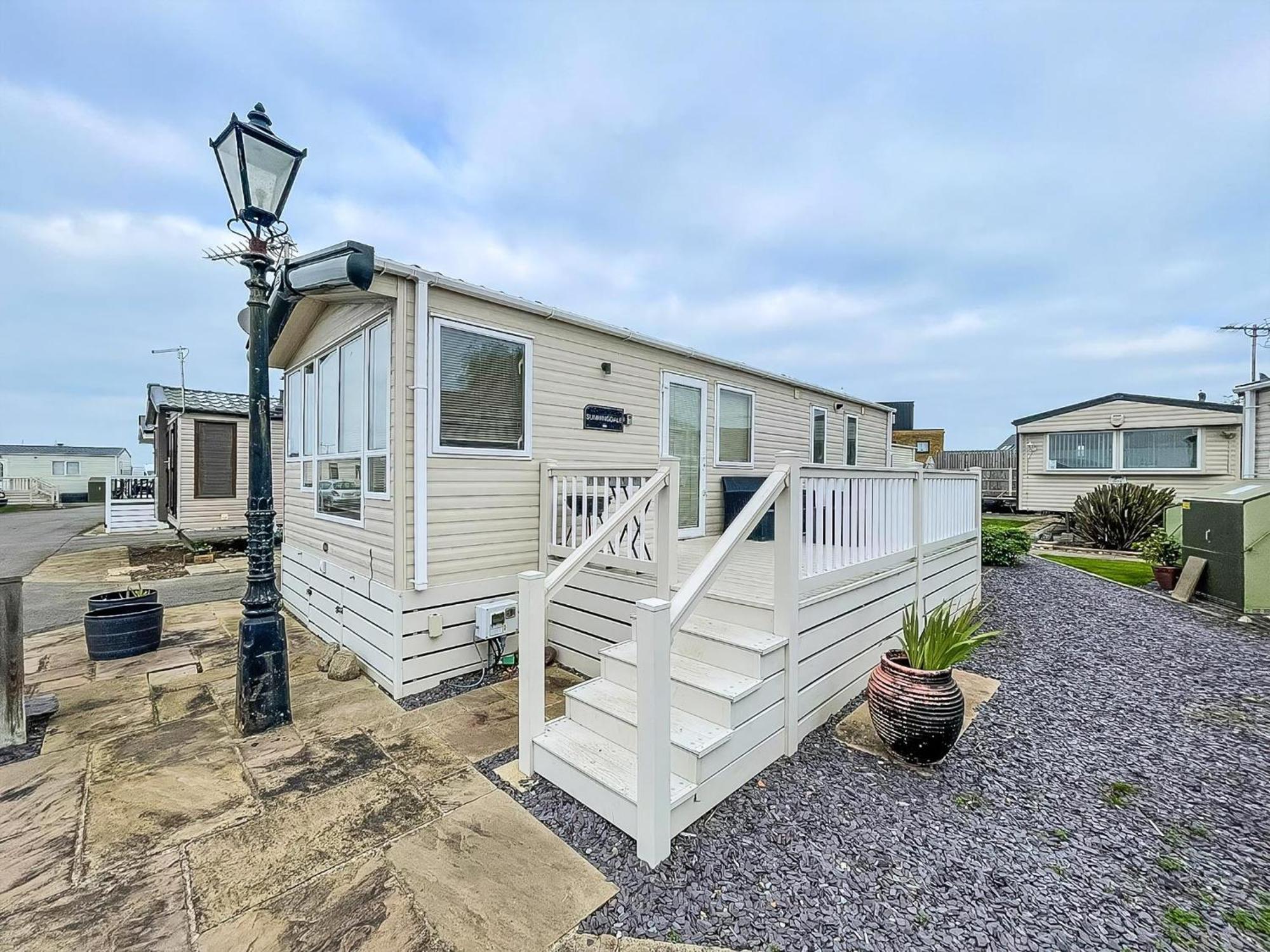 Hotel Lovely 6 Berth Caravan With Decking And Wifi In Kent, Ref 47017C Whitstable Zewnętrze zdjęcie